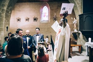 12 photographe de mariage à l'église de Saint Georges de Montclard (7)