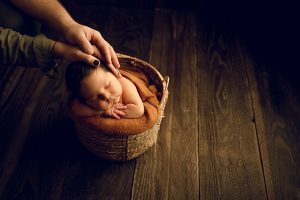 les meilleurs raisons de faire un shooting bébé naissance nourrisson (8)