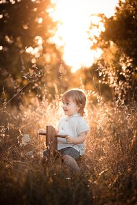 photographe pour séance photos en famille dans la nature (2)