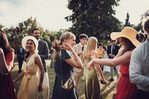 photographe mariage, vin d'honneur à le logis la Montagne (45)