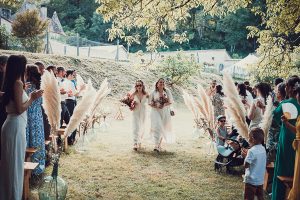 4 photographe de mariage au domaine de la Vallade en dordogne (9)