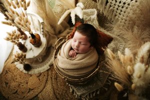 idée cadeau naissance bébé, photographe nouveau-né (1)