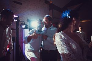 13 photographe mariage au domaine de mahourat soirée, dance, fête, dancefloor (10)