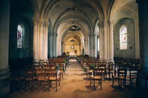 3 photographe mariage au domaine de mahourat cérémonie religieuse (2)