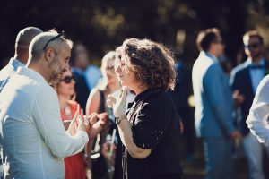 4 photographe mariage au domaine de mahourat vin d'honneur (12)