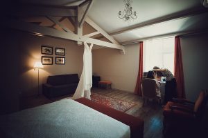1 préparatif mariage mariée domaine de Valmont (11)