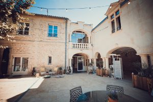 6 décoration mariage au domaine de Valmont (1)